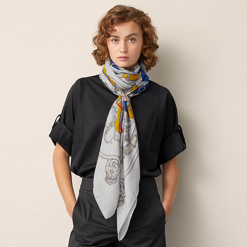 Grey on sale hermes scarf